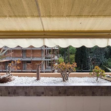 Ampio Monolocale Con Terrazzo - A 2 Passi Dal Mare Apartment Latte Exterior photo